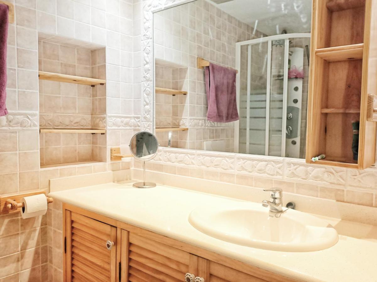 Beautiful Apartment In The Historic Neighbourhood Tarragona Exterior foto